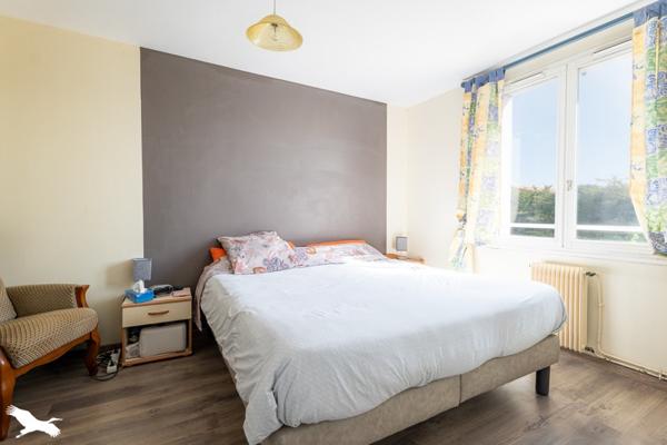 Maison à vendre 182 069 € Saint-Jean-d'Angély 5 p 99 m² DPE D