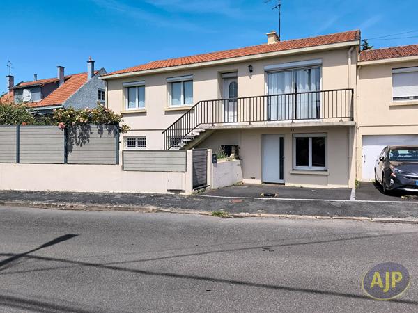Vente maison Montaigu : 285 000 € - AJP Immobilier Montaigu