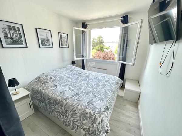 Appartement POISSY 3 pièce(s) 63.59 m2 220 000 € **  - Référence  9200