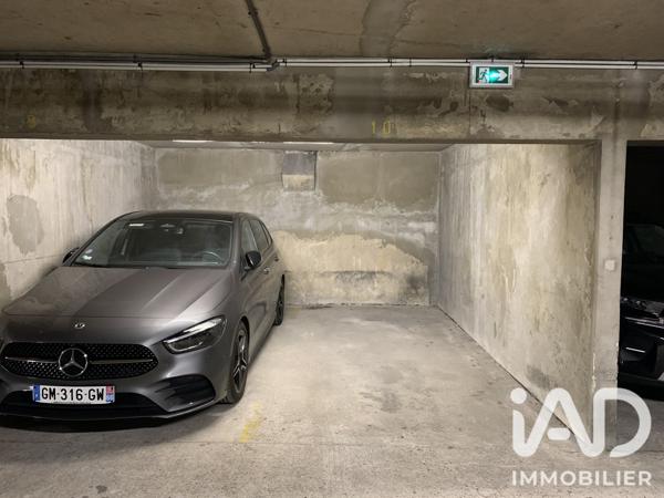 Parking à vendre 11 m² Paris 17