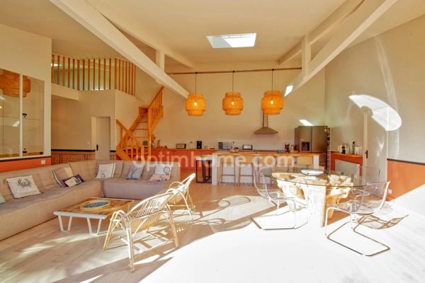 Propriété d'exception au cœur de Dolus-d'Oléron à vendre 9 pièces DOLUS D'OLERON (17)