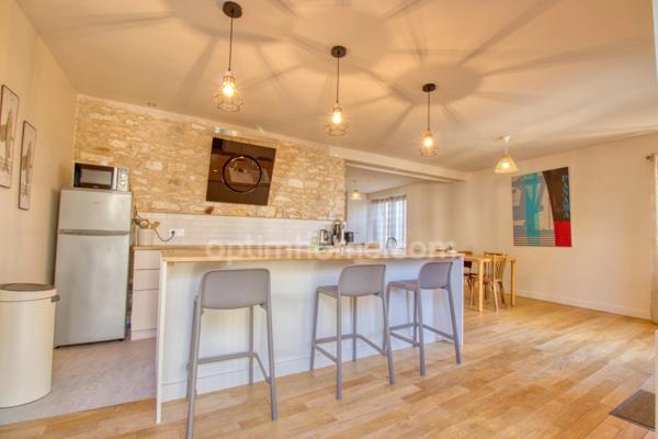 Propriété d'exception au cœur de Dolus-d'Oléron à vendre 9 pièces DOLUS D'OLERON (17)