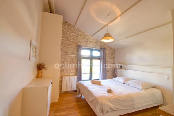 Propriété d'exception au cœur de Dolus-d'Oléron à vendre 9 pièces DOLUS D'OLERON (17)