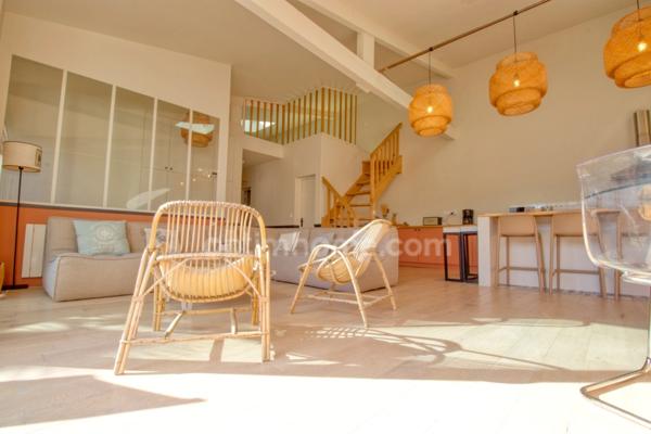 Propriété d'exception au cœur de Dolus-d'Oléron à vendre 9 pièces DOLUS D'OLERON (17)