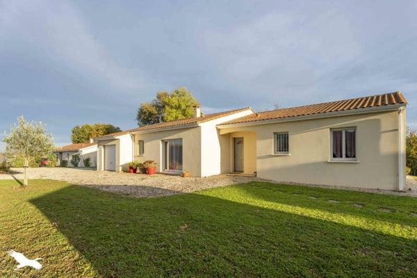 Maison à vendre 234 300 € Saint-Aulaye 4 p 105 m² DPE A