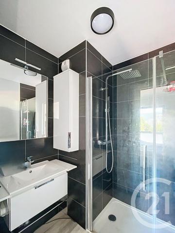 Appartement F5 à vendre  5 pièces - 128,97 m2 CLERMONT FERRAND - 63