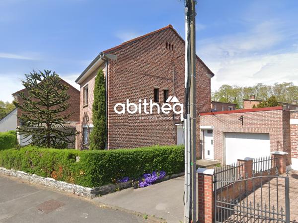 MAISON INDIVIDUELLE 82 m2 + 3 CHAMBRES + JARDIN + 2 GARAGES