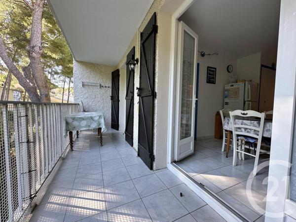 Appartement F2 à vendre  2 pièces - 31 m2 ST CYR SUR MER - 83
