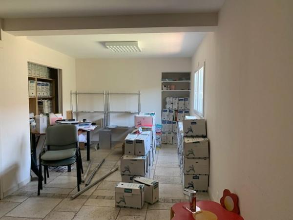 Bureaux à vendre Le Pontet zone commerciale, emplacement stratégique