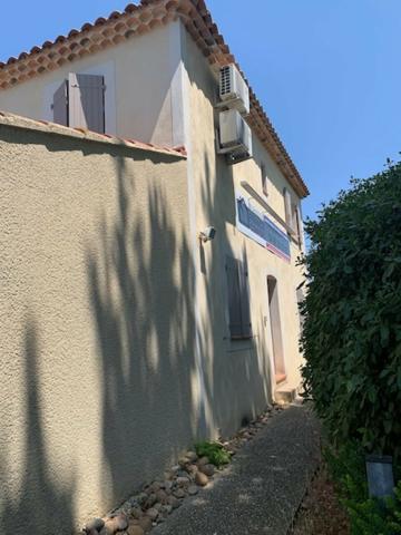 Bureaux à vendre Le Pontet zone commerciale, emplacement stratégique