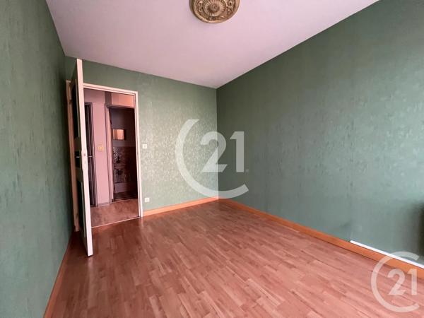 Appartement T5 à vendre  5 pièces - 90 m 2   BELFORT  - 90