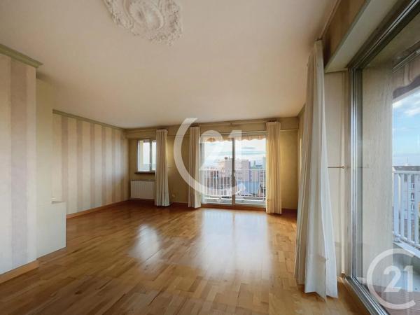 Appartement T5 à vendre  5 pièces - 90 m 2   BELFORT  - 90