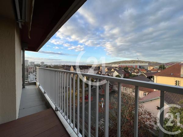 Appartement T5 à vendre  5 pièces - 90 m 2   BELFORT  - 90
