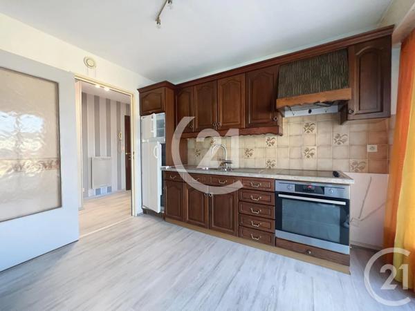 Appartement T5 à vendre  5 pièces - 90 m 2   BELFORT  - 90