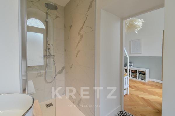 Duplex d’architecte avec jardin