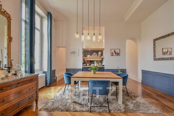 Duplex d’architecte avec jardin