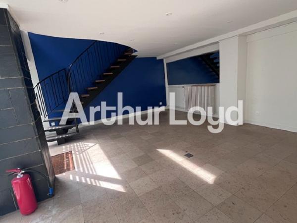 Local commercial / Bureaux - 100 m²
