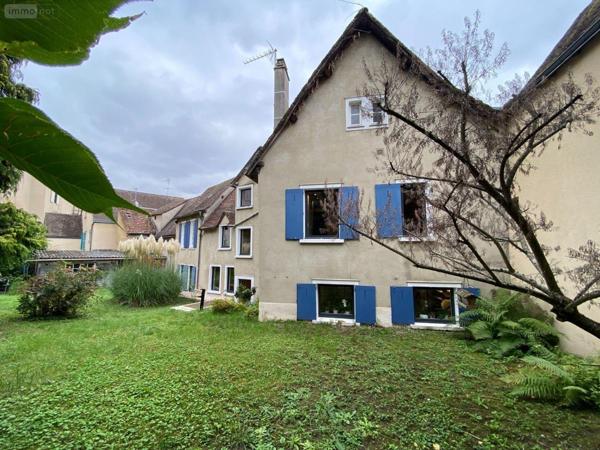 Maison à vendre à Chartres dans l'Eure-et-Loir (28000), ref : 465   
HYPER CENTRE