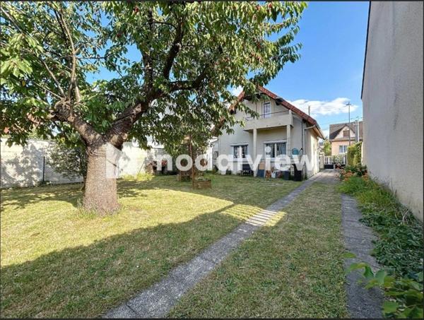 Maison à rénover, non mitoyenne et idéalement située