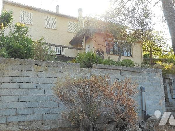 Maison vue - 2 niveaux- 2 logt - 803 m2- restanques