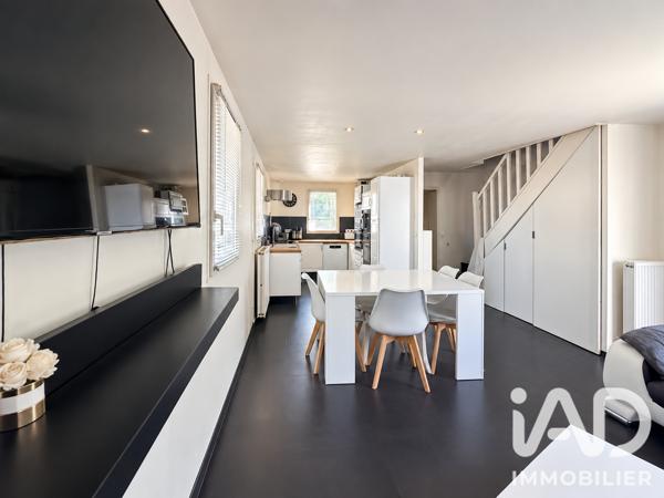 Maison à vendre 5 pièces 108 m² Saint-Pierre-du-Perray