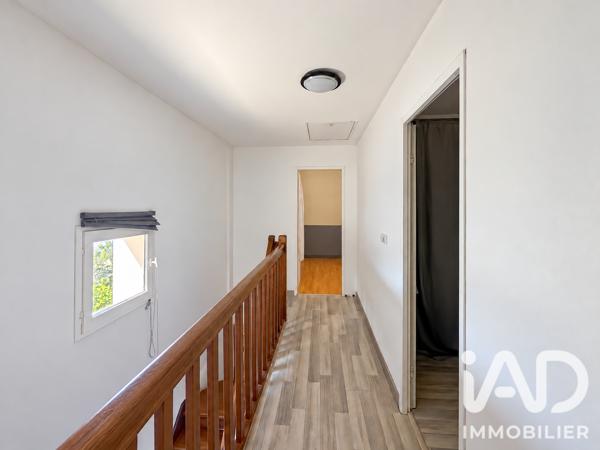 Maison à vendre 5 pièces 108 m² Saint-Pierre-du-Perray