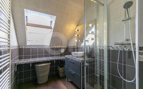 Maison à vendre    5 pièces • 143 m2 Chennevières-sur-Marne