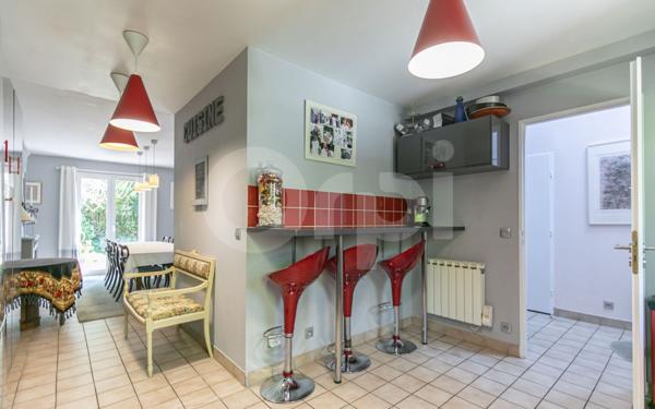 Maison à vendre    5 pièces • 143 m2 Chennevières-sur-Marne