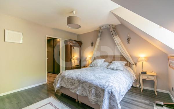 Maison à vendre    5 pièces • 143 m2 Chennevières-sur-Marne