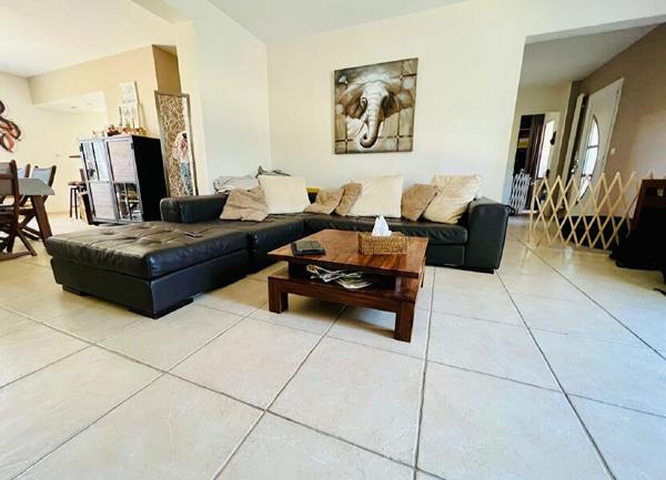 Maison à vendre    6 pièces •  Presles