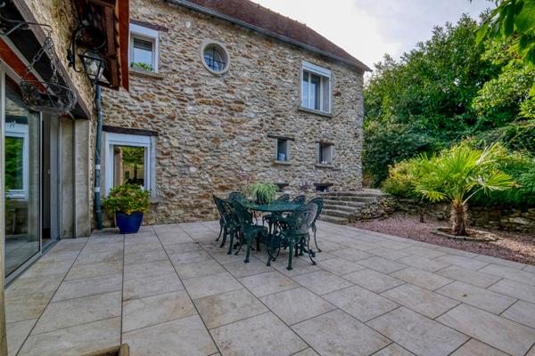 Maison Crecy La Chapelle 9 pièce(s) 270 m2