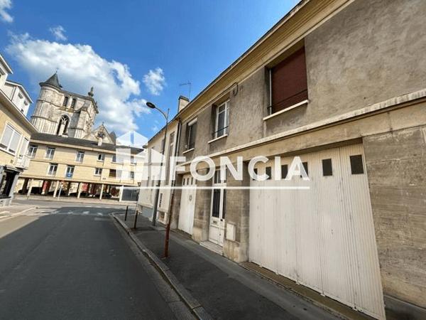 Location Maison 7 pièces 114.9 m² - 3 RUE LOUIS GRAVES Beauvais 60000