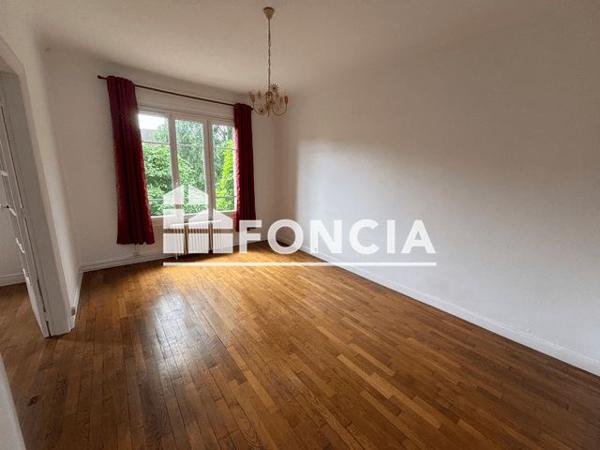 Location Maison 7 pièces 114.9 m² - 3 RUE LOUIS GRAVES Beauvais 60000