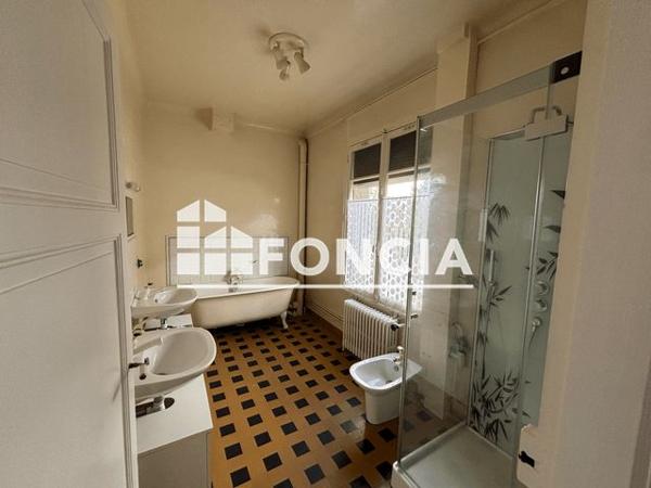 Location Maison 7 pièces 114.9 m² - 3 RUE LOUIS GRAVES Beauvais 60000