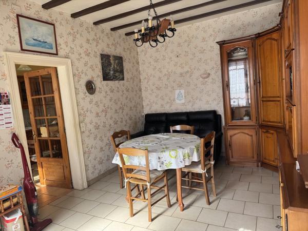 Maison atypique dans le centre de luçay