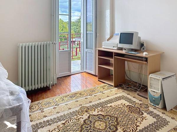 Maison à vendre 161 250 € Argenton-sur-Creuse 6 p 130 m² DPE D