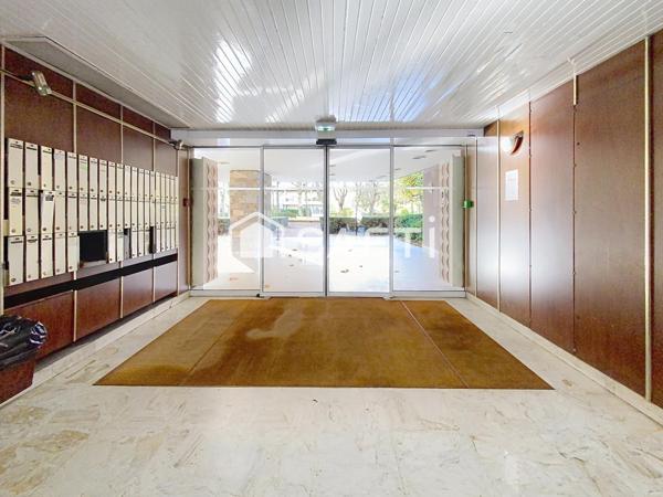 Beau deux pièces de 45 m2 très lumineux - Proche RER B accès Paris