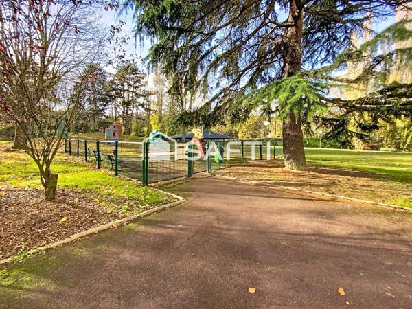 Beau deux pièces de 45 m2 très lumineux - Proche RER B accès Paris