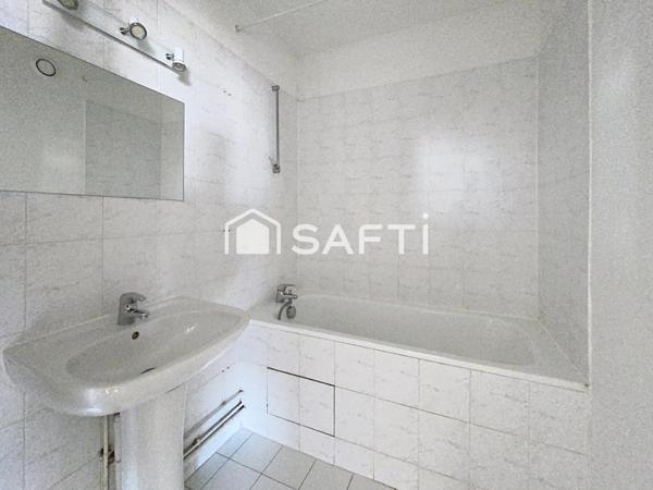 Beau deux pièces de 45 m2 très lumineux - Proche RER B accès Paris