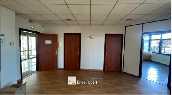 Bureaux à louer Chassieu divisibles à partir de 130 m² près rocade