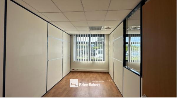 Bureaux à louer Chassieu divisibles à partir de 130 m² près rocade