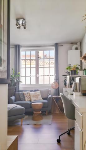 Appartement
         2 pièces
        - 27 m² 143 000 € *