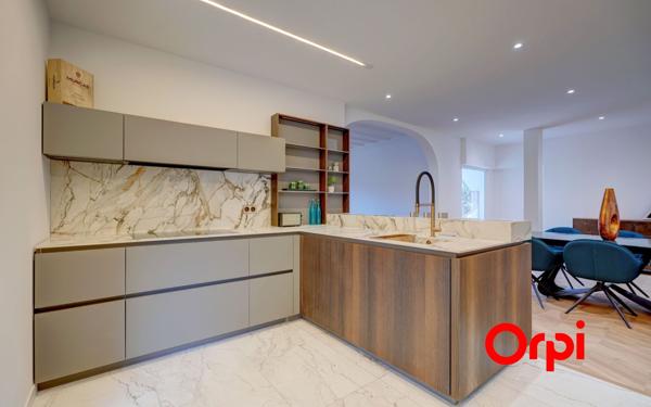 Appartement à vendre    5 pièces • 174 m2 Vaugneray