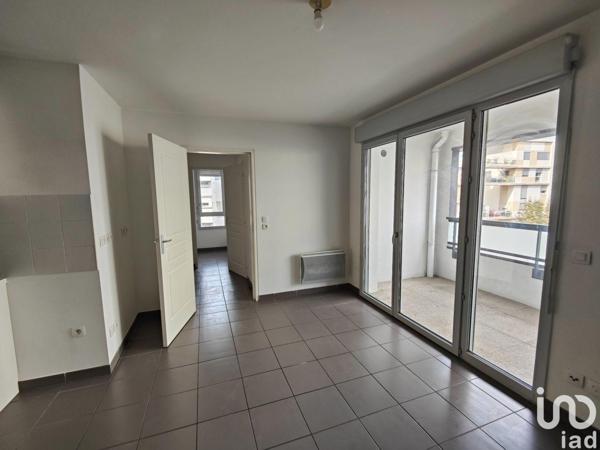 Location appartement 3 pièces 50 m² Marseille 3
