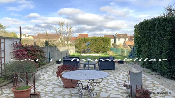 Mantes -la-Jolie - Quartier Gassicourt - Maison 101m2 avec 3 chambres et jardin