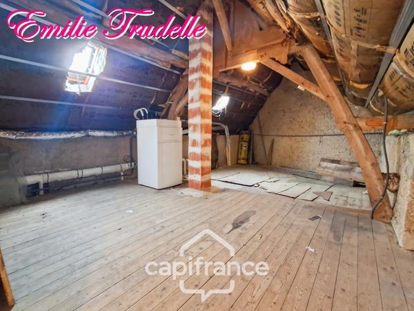 Maison à vendre plain-pied 3 pièces CHAHAIGNES (72) avec jardin arboré et grand garage