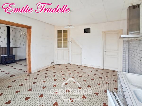 Maison à vendre plain-pied 3 pièces CHAHAIGNES (72) avec jardin arboré et grand garage