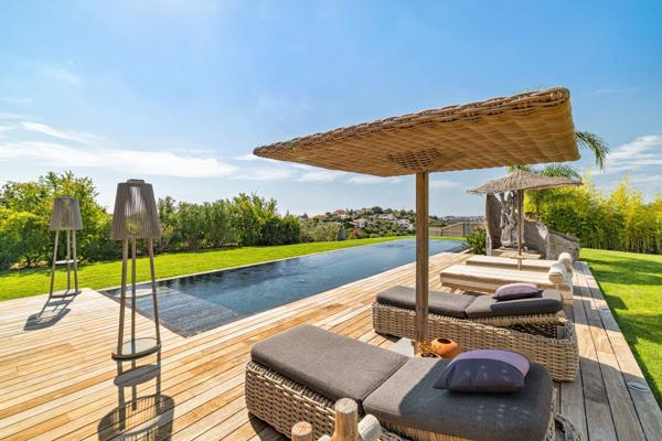 Vente Maison contemporaine Nice 8 Pièces 253 m²