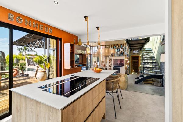 Vente Maison contemporaine Nice 8 Pièces 253 m²