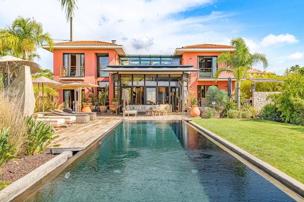 Vente Maison contemporaine Nice 8 Pièces 253 m²